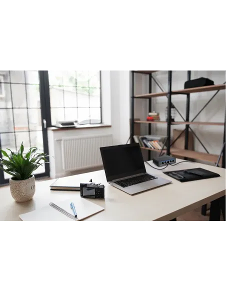 D-Link DMS-105 No administrado L2 2.5G Ethernet (100 1000 2500) Negro