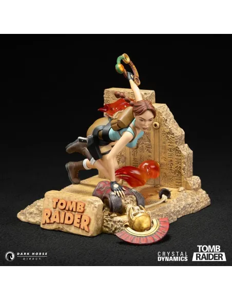 Figura dark horse tomb raider lara croft 16.5cm