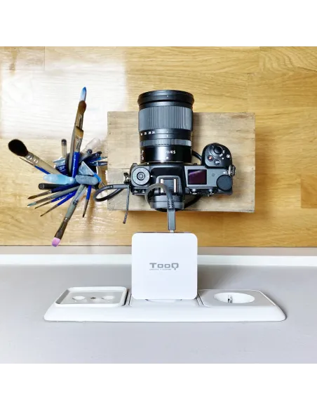 TooQ Cargador de Pared doble puerto USB-C PD + USB A QC3.0, 48W