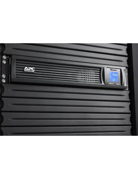 APC SMC1000I-2UC sistema de alimentación ininterrumpida (UPS) Línea interactiva 1 kVA 600 W 4 salidas AC