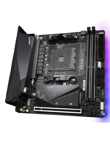 GIGABYTE B550I AORUS PRO AX Placa base - Procesadores AMD Ryzen 5000, VRM de 8 fases, hasta 5300 MHz DDR4, 1xPCIe 4.0 + 1xPCIe