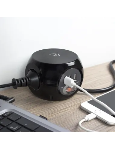 Ewent EW3938 adaptador e inversor de corriente Interior Negro