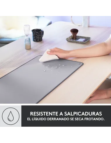 Logitech Desk Mat