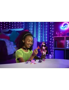 Monster High HHK51 muñeca 2