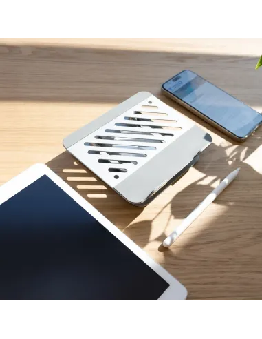 TooQ Soporte de Sobremesa con rotación 360° y ajustable para dispositivos de hasta 13”, Color Plata