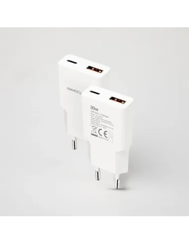 Nanocable Cargador USB-C PD 30W + USB-A QC 30W, Blanco