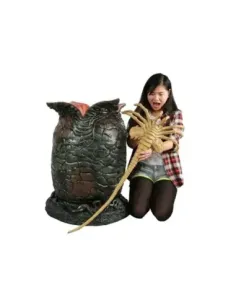 Replica neca alien huevo y facehugger latex y gomaespuma 91 cm life size con luces led alien