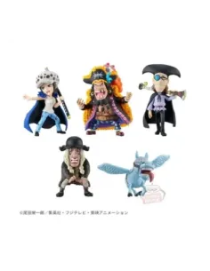 One piece world collectable figure - trafalgar.law vs blackbeard pirates -  1 unidad aleatoria