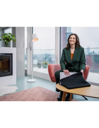 Trust 21248 maletines para portátil 39,6 cm (15.6") Funda Negro