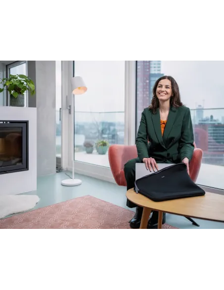 Trust 21248 maletines para portátil 39,6 cm (15.6") Funda Negro