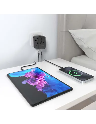 AISENS Adaptador Enchufe Universal Para Viaje EU USA UK AU Con Cargador USB GaN, 2xUSB-A (A1 QC3.0), 3xUSB-C (C1 PD3.0) 35W,