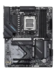 GIGABYTE X870 GAMING WIFI6 Placa Base - Compatible con CPUs AMD Ryzen 9000, 8+2+2 fases VRM, hasta 8000MHz DDR5 (OC), 1xPCIe 2
