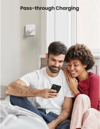 Ugreen 60450 cargador de dispositivo móvil Universal Blanco Corriente alterna Carga rápida Interior