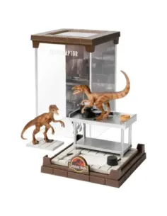 Figura the noble collection jurassic park velociraptor bendyfig diorama