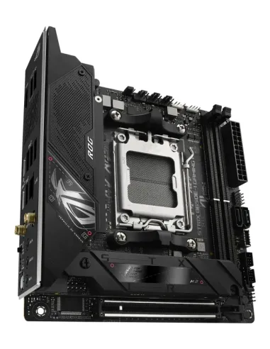 ASUS ROG STRIX B650E-I GAMING WIFI AMD B650 Zócalo AM5 mini ITX