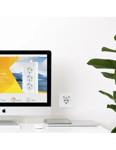 Nanocable Base de enchufe de pared tipo schuko con 2 USB-C PD - Max. 3.4A, Blanco