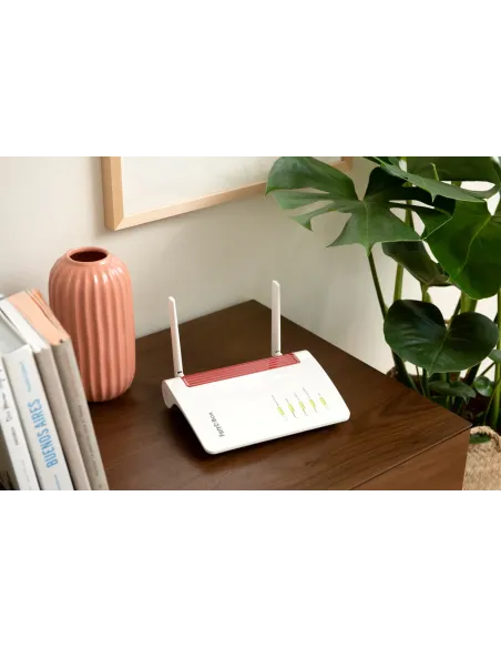 Box FRITZ! 6850 5G router inalámbrico Gigabit Ethernet Doble banda (2,4 GHz   5 GHz) Blanco