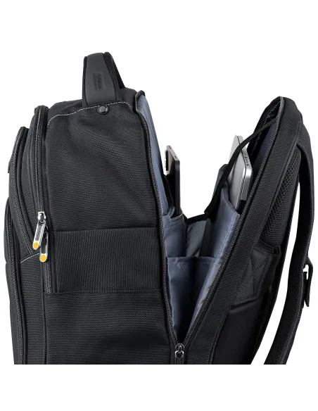 StarTech.com NTBKBAG156 maletines para portátil 39,6 cm (15.6") Mochila Negro