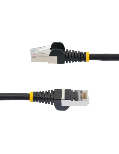 StarTech.com Cable de 0,5m de Red Ethernet CAT6a - Negro - Low Smoke Zero Halogen (LSZH) - 10GbE - 500MHz - PoE++ de 100W -