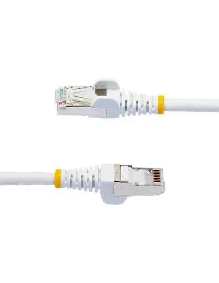 StarTech.com Cable de 0,5m de Red Ethernet CAT6a - Blanco - Low Smoke Zero Halogen (LSZH) - 10GbE - 500MHz - PoE++ de 100W -