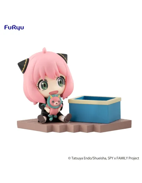 Figura good smile company spy x family anya forger hold