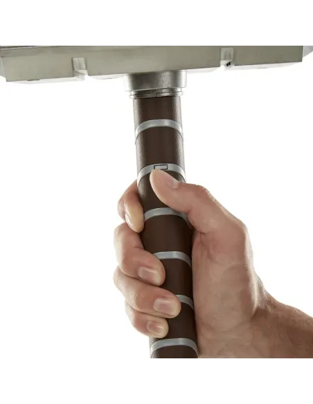 Hasbro Marvel Legends Series Mjolnir Electronic Hammer