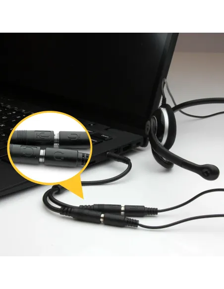 StarTech.com Adaptador de Auriculares con Micrófono Mini-Jack 3,5mm 4 pines a Conectores Separados de Auriculares y de