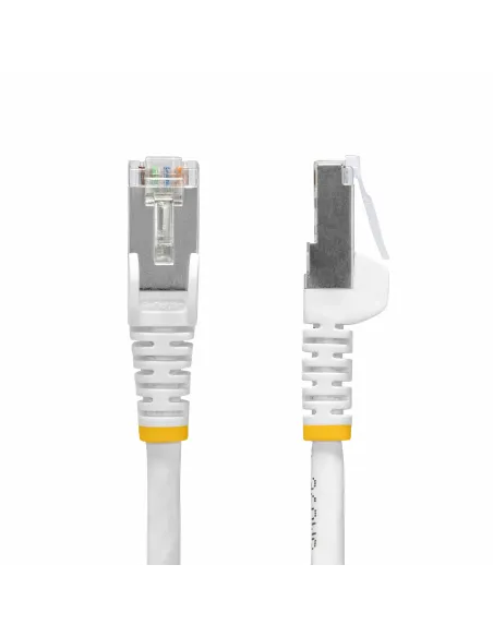StarTech.com Cable de Red Ethernet CAT8 Blanco 50cm - Snagless - sin Pestillo - 25G 40G - 2000MHz - PoE++ 100W - 26AWG - S FTP