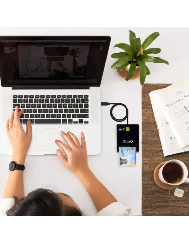 TooQ Lector de Tarjetas Inteligentes DNIe SIM USB-C, Negro