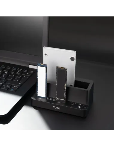 TooQ Docking Station USB-C 3.2 Gen 2 Dos Bahías para SSD M.2 NVMe + Bahía para 2,5"- 3,5" para HDD + Clonador, Negro