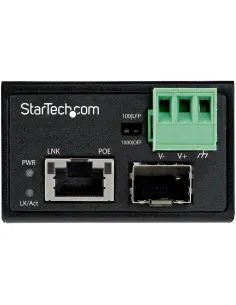 StarTech.com Conversor de Medios Ethernet Industrial PoE+ de Fibra a Ethernet de 30W - Convertidor SFP a RJ45 de Fibra IP30 2
