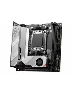 MSI MPG B650I EDGE WIFI placa base AMD B650 Zócalo AM5 mini-ATX 2