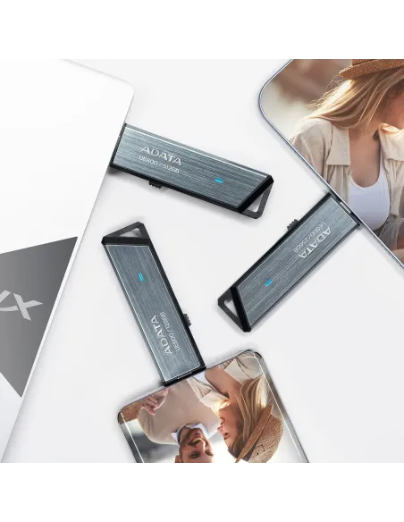 ADATA AELI-UE800-2T-CSG unidad flash USB 2 TB USB Tipo C 3.2 Gen 2 (3.1 Gen 2) Plata